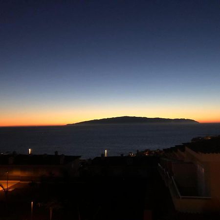 Los Gigantes Ocean View Apartment Puerto de Santiago  Exterior photo